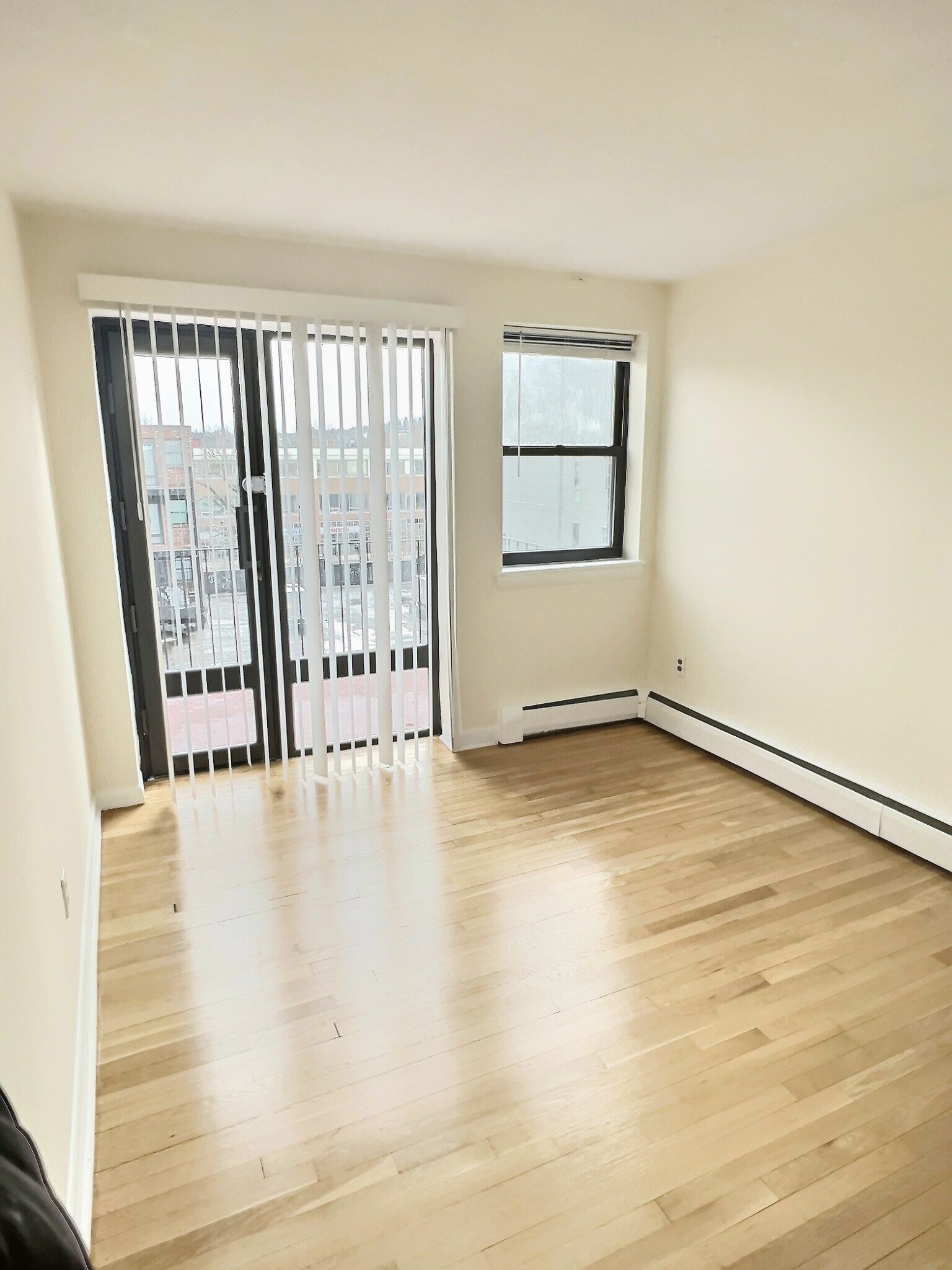 1039 Commonwealth Ave # 37 Property Photo 5