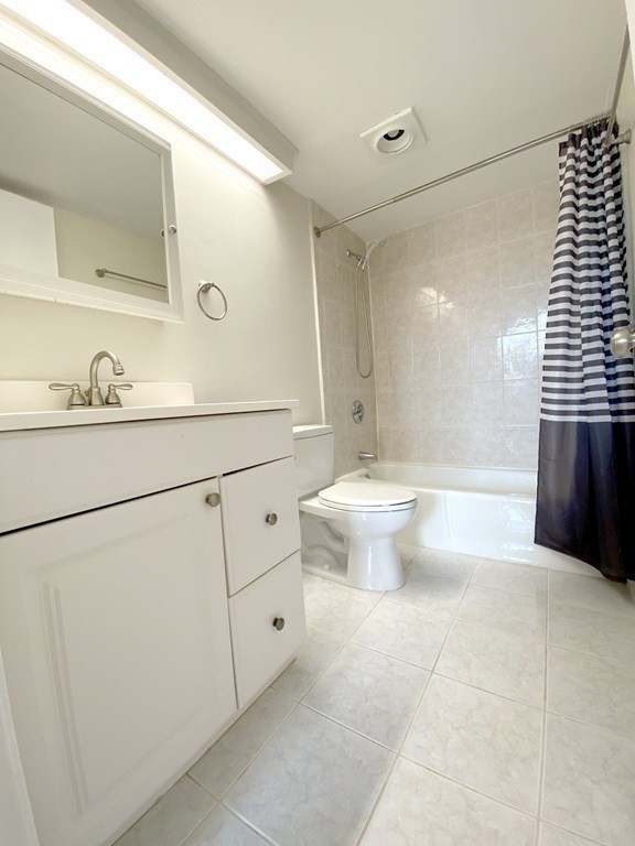 85 Brainerd Rd # 503 Property Photo 9