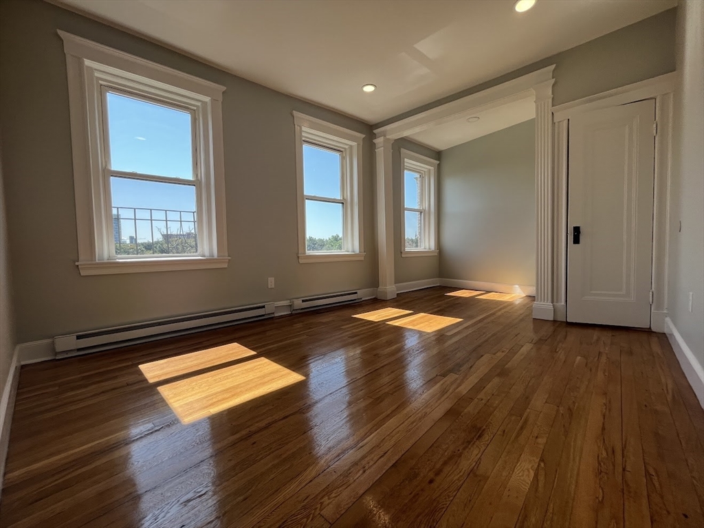 73 Park Drive # 20 Property Photo 1