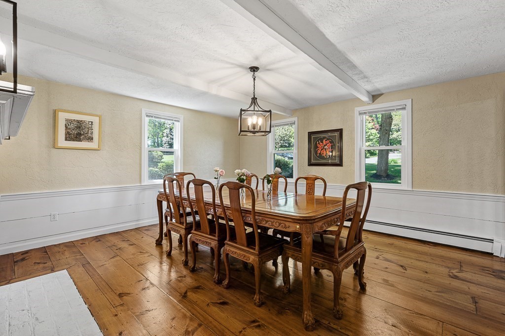 9 Olde Meetinghouse Rd Property Photo 7