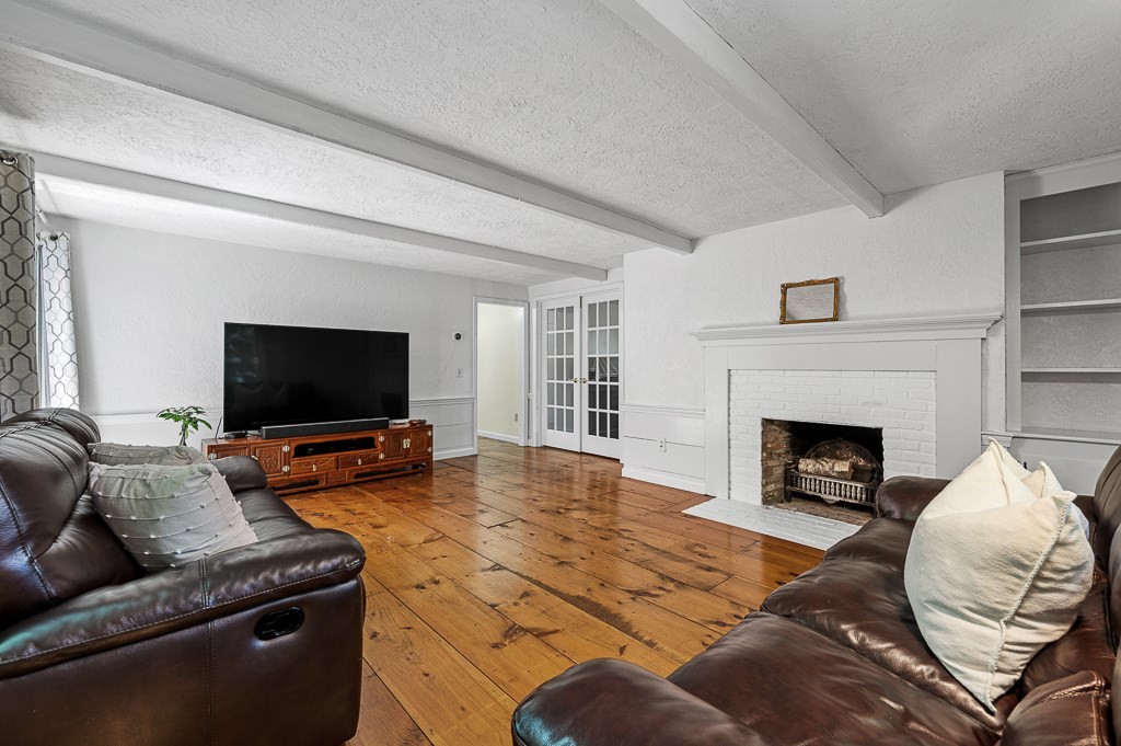 9 Olde Meetinghouse Rd Property Photo 11