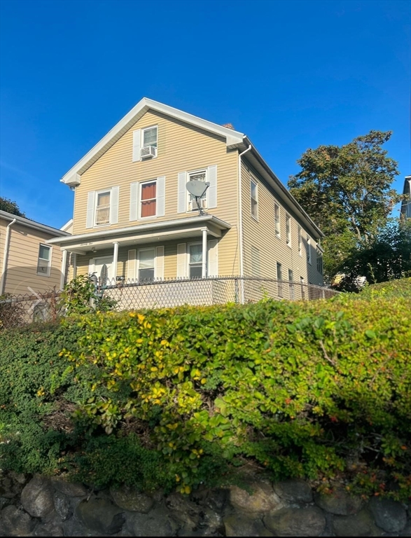 71 Fox St Property Photo 1