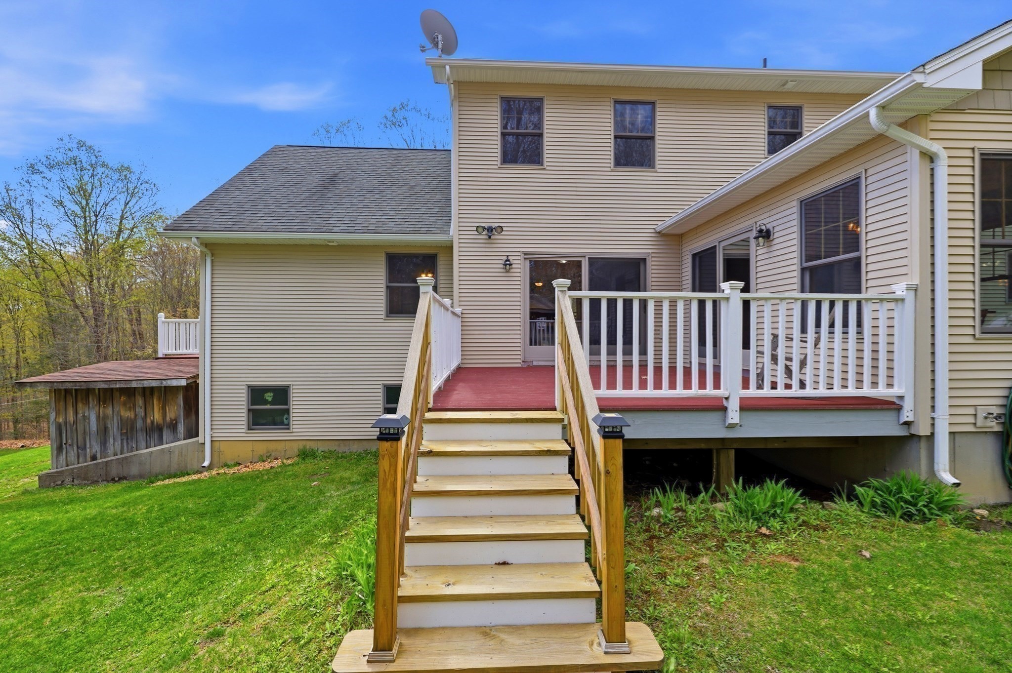 254 Bryant Property Photo 30