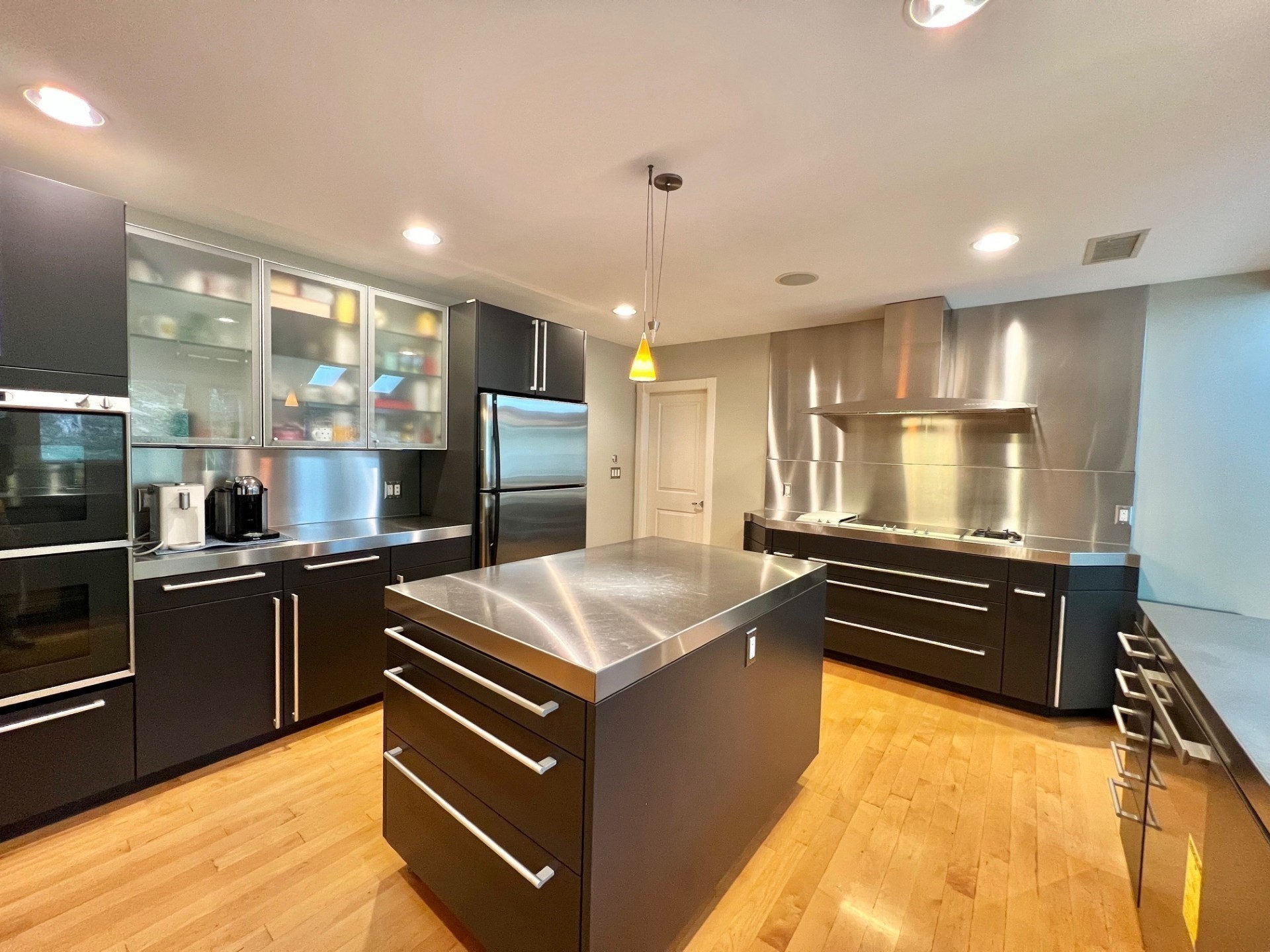 75 Lee Street Property Photo 10