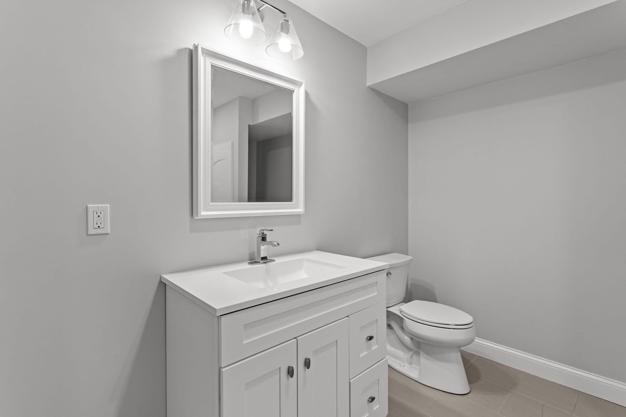 14 Charles St Property Photo 40