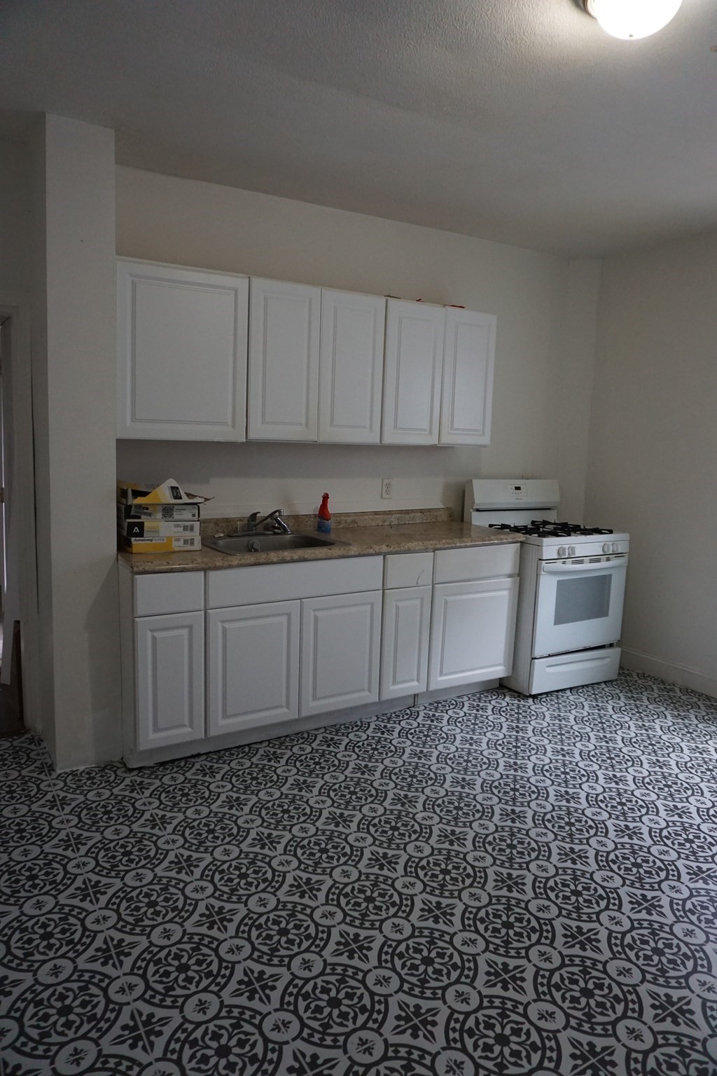 27 Shaw St Property Photo 4