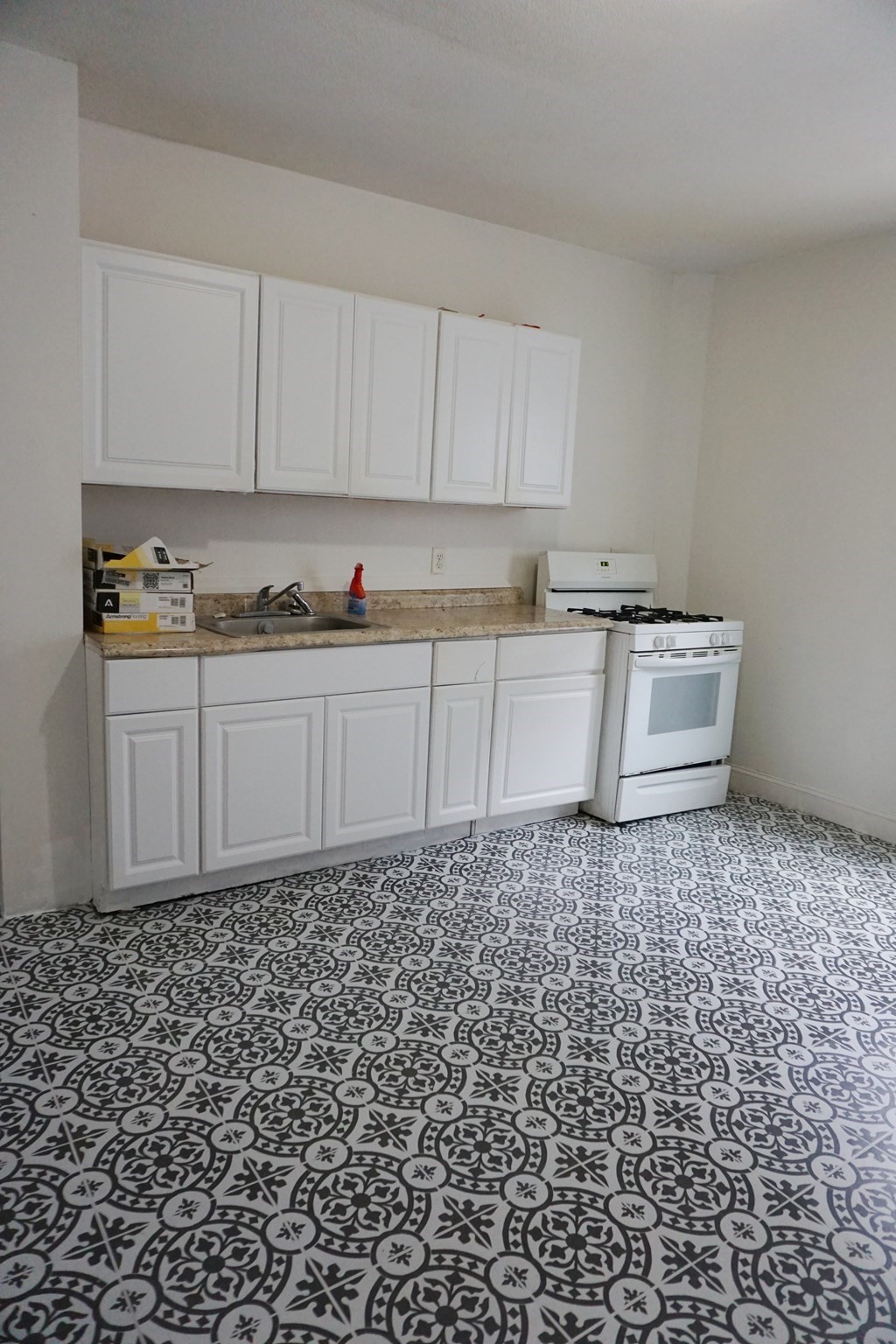 27 Shaw St Property Photo 6