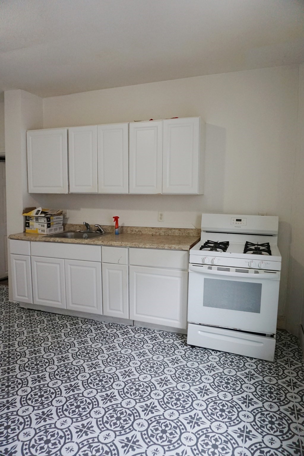 27 Shaw St Property Photo 7