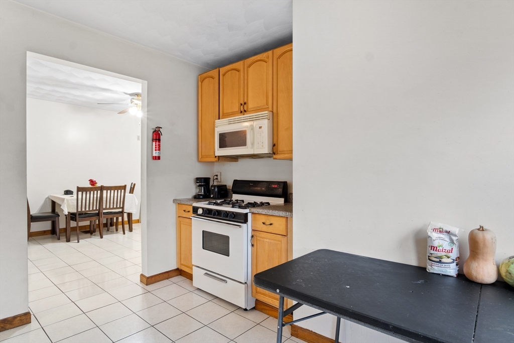 21 Bryant St Property Photo 6