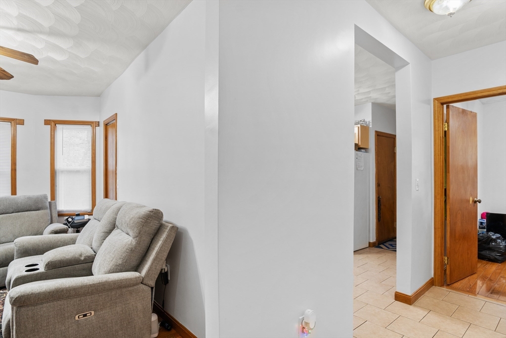 21 Bryant St Property Photo 16