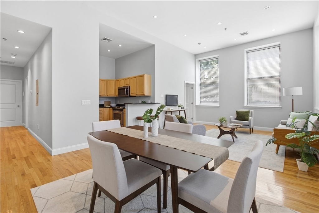 11 Wyman St # 2b Property Photo 1