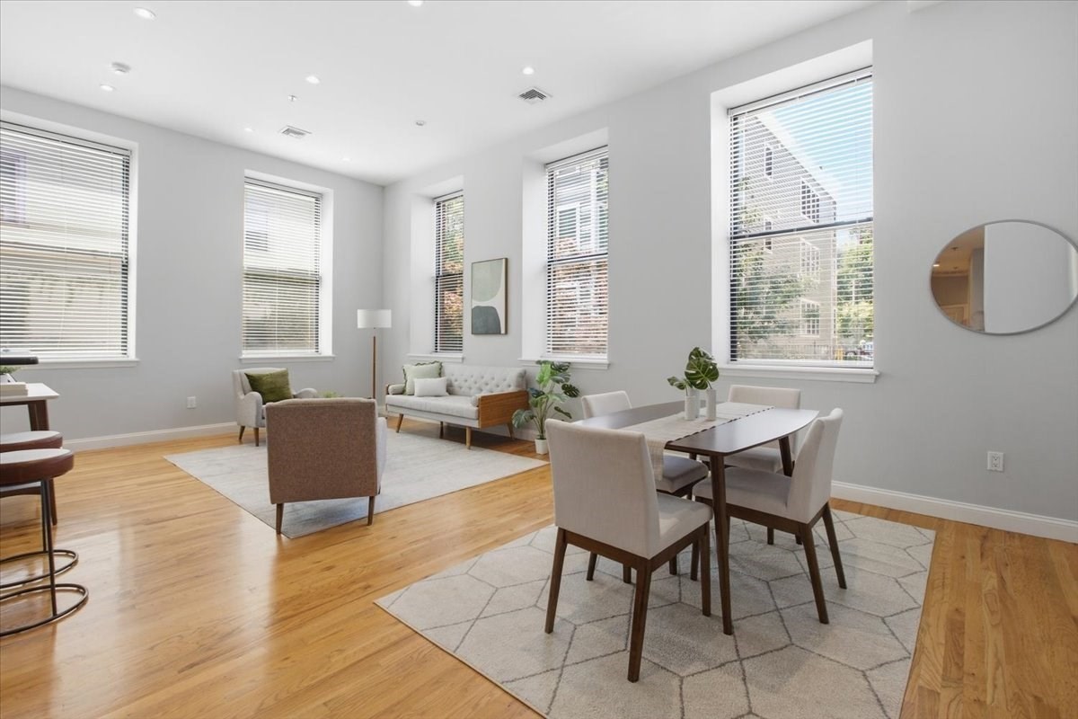 11 Wyman St # 2b Property Photo 3