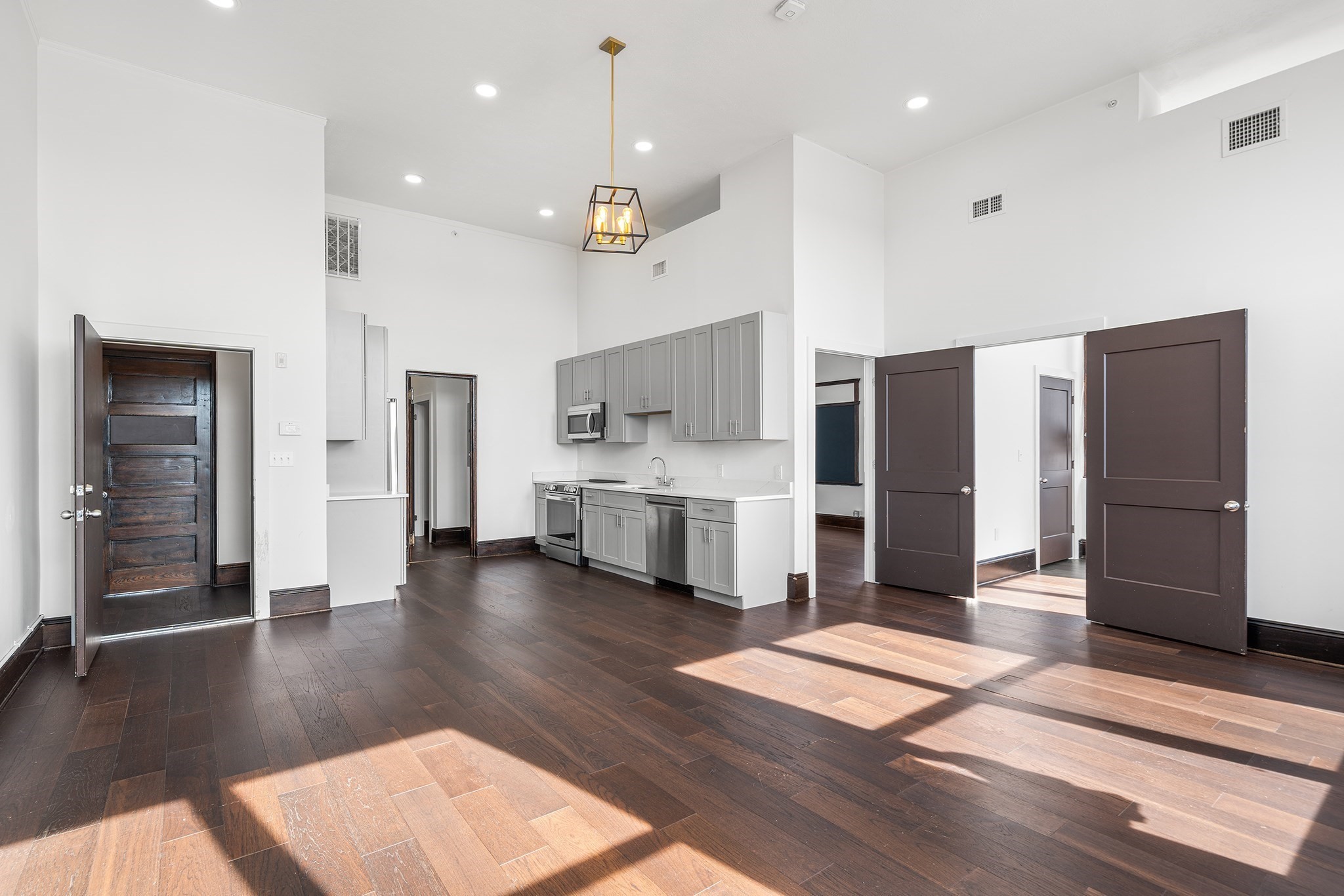 90 Washington Street # 304 Property Photo 1
