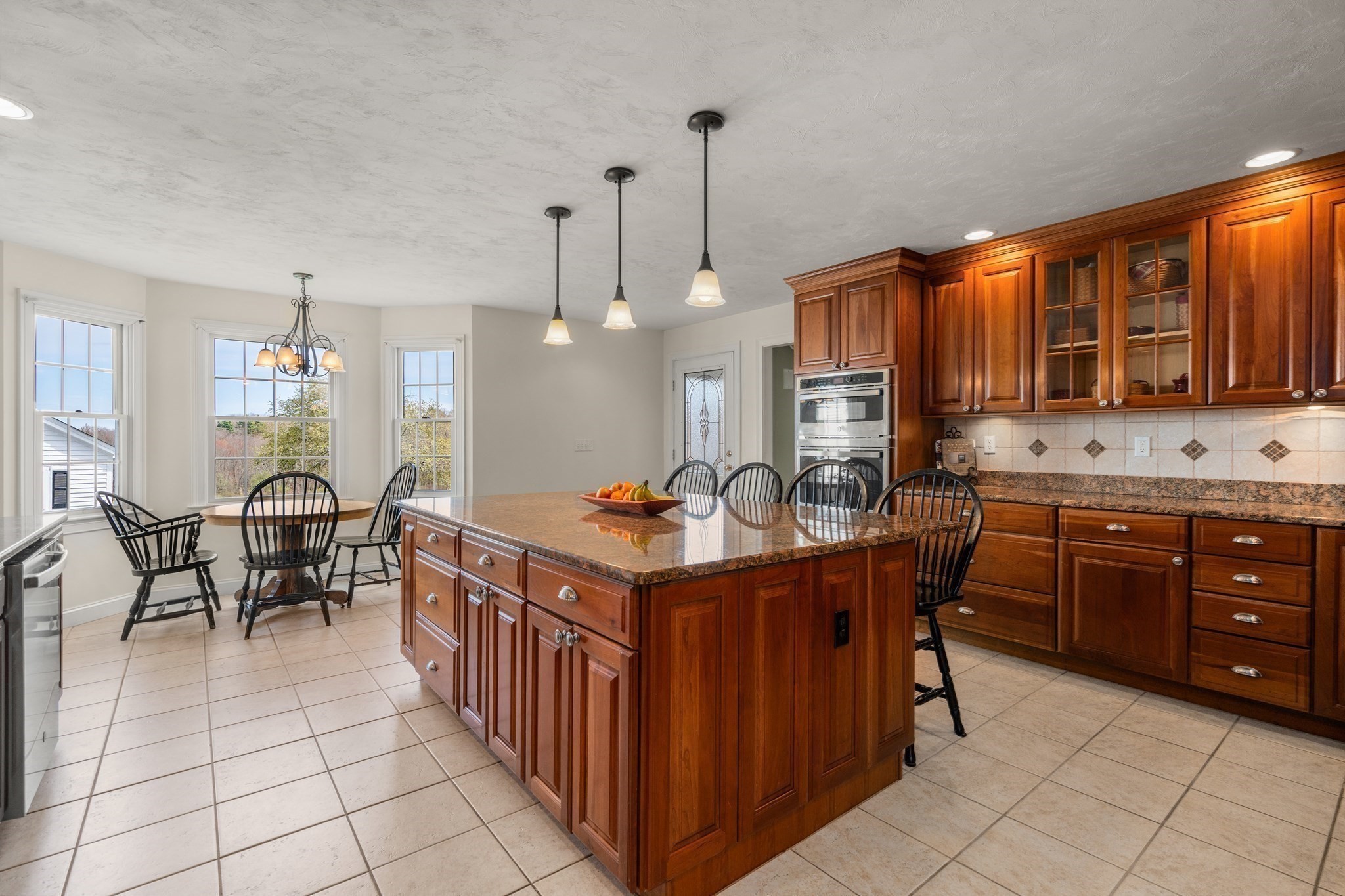 63 Uxbridge Rd Property Photo 8