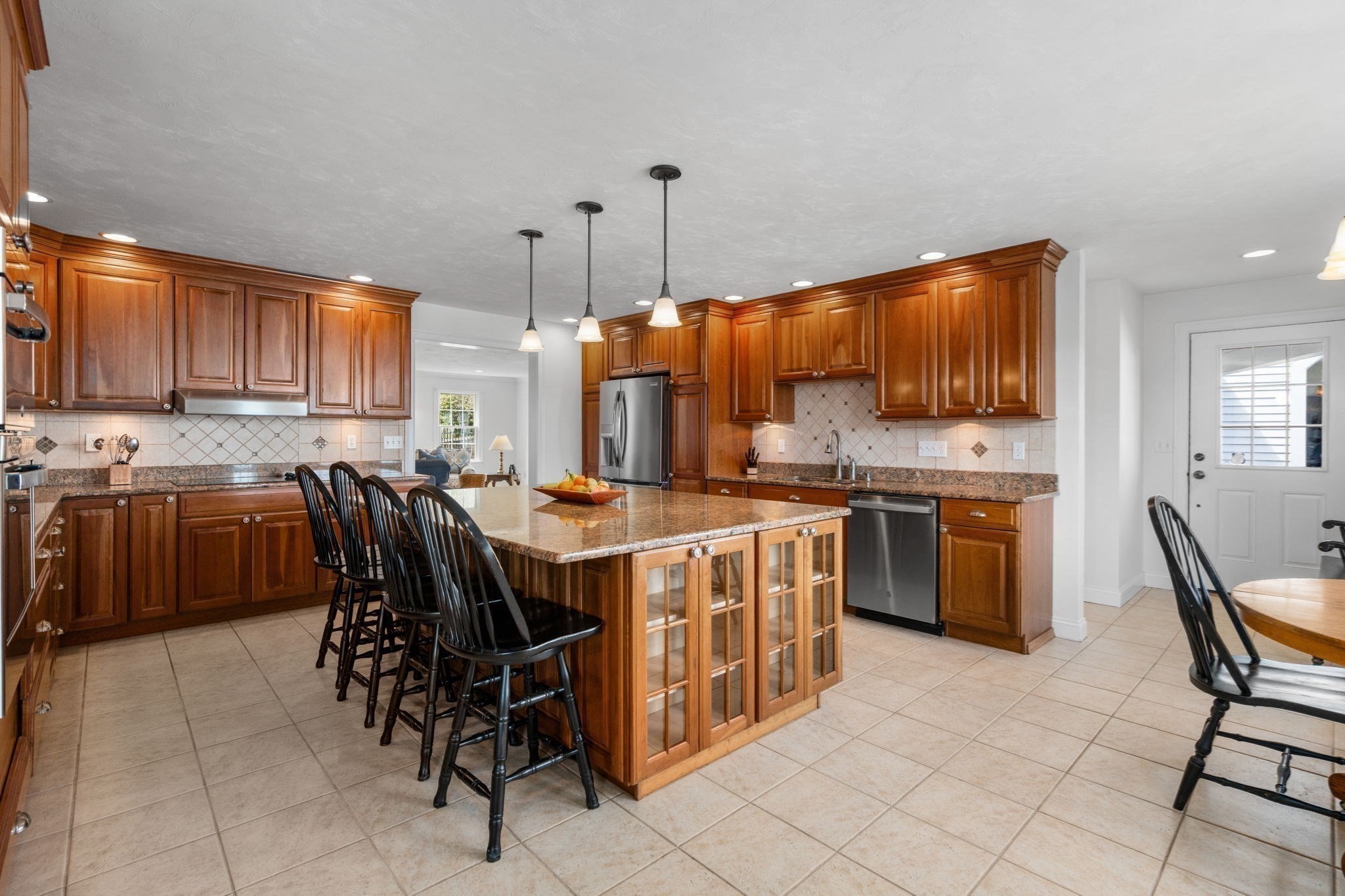 63 Uxbridge Rd Property Photo 11