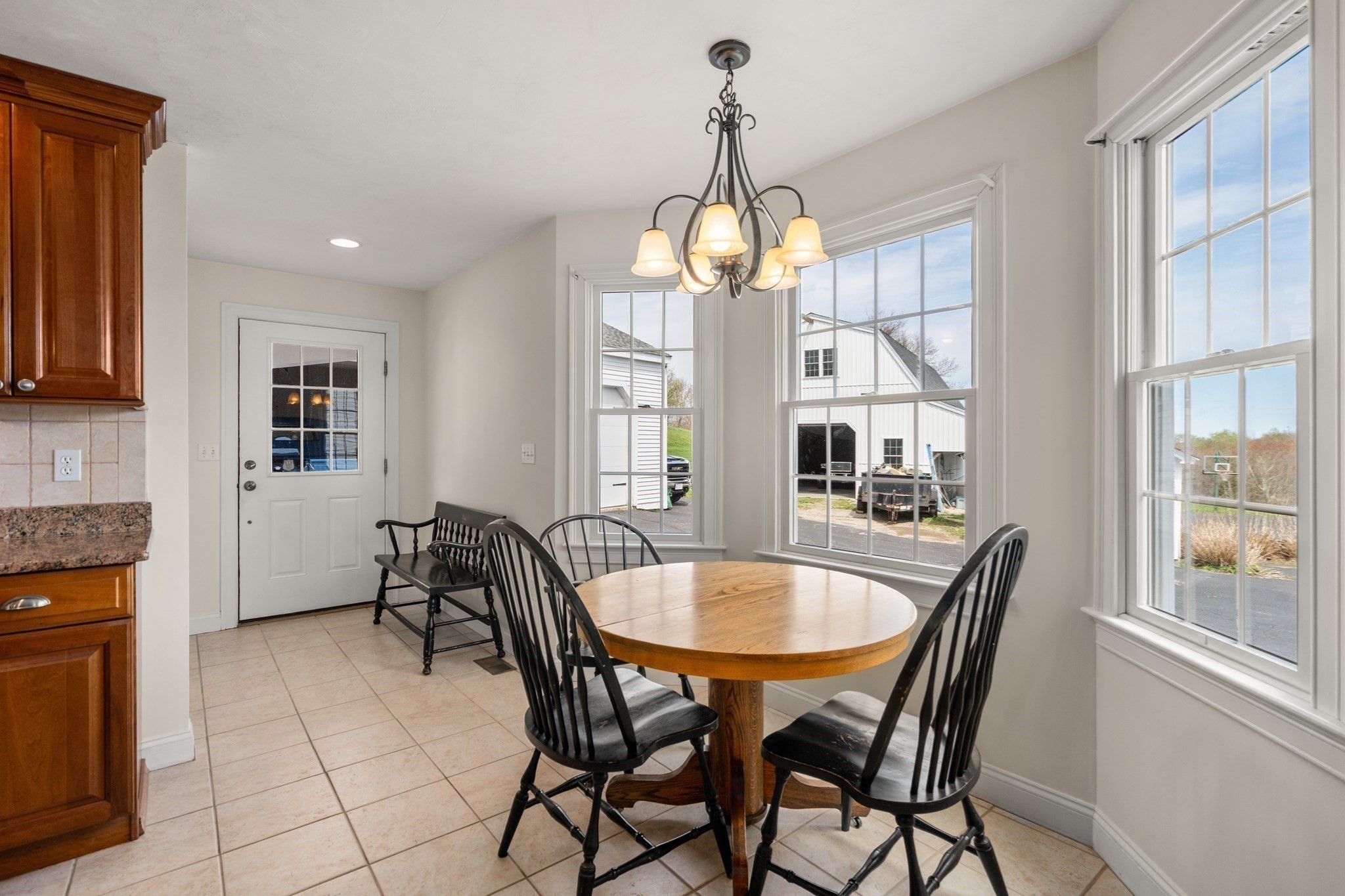 63 Uxbridge Rd Property Photo 12