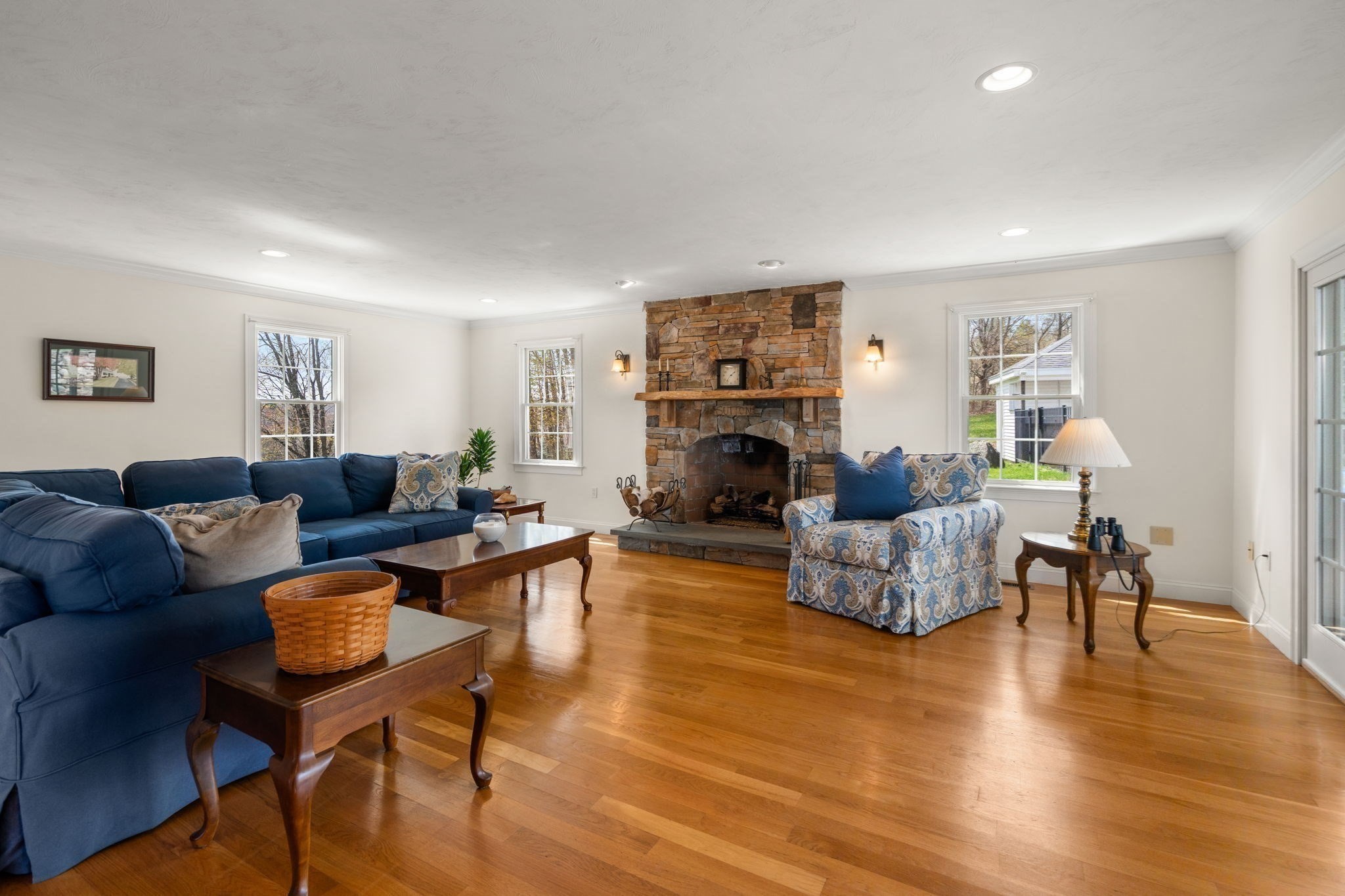 63 Uxbridge Rd Property Photo 17