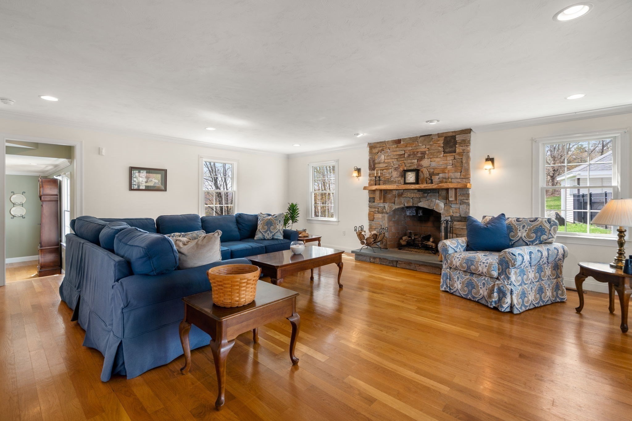 63 Uxbridge Rd Property Photo 18