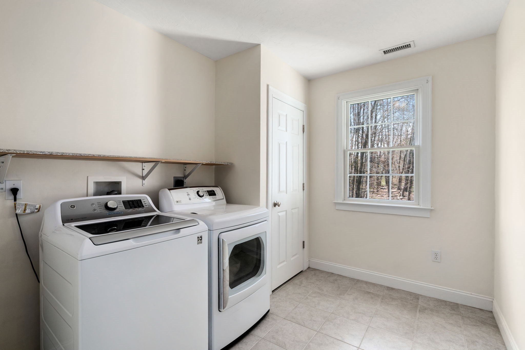 63 Uxbridge Rd Property Photo 31