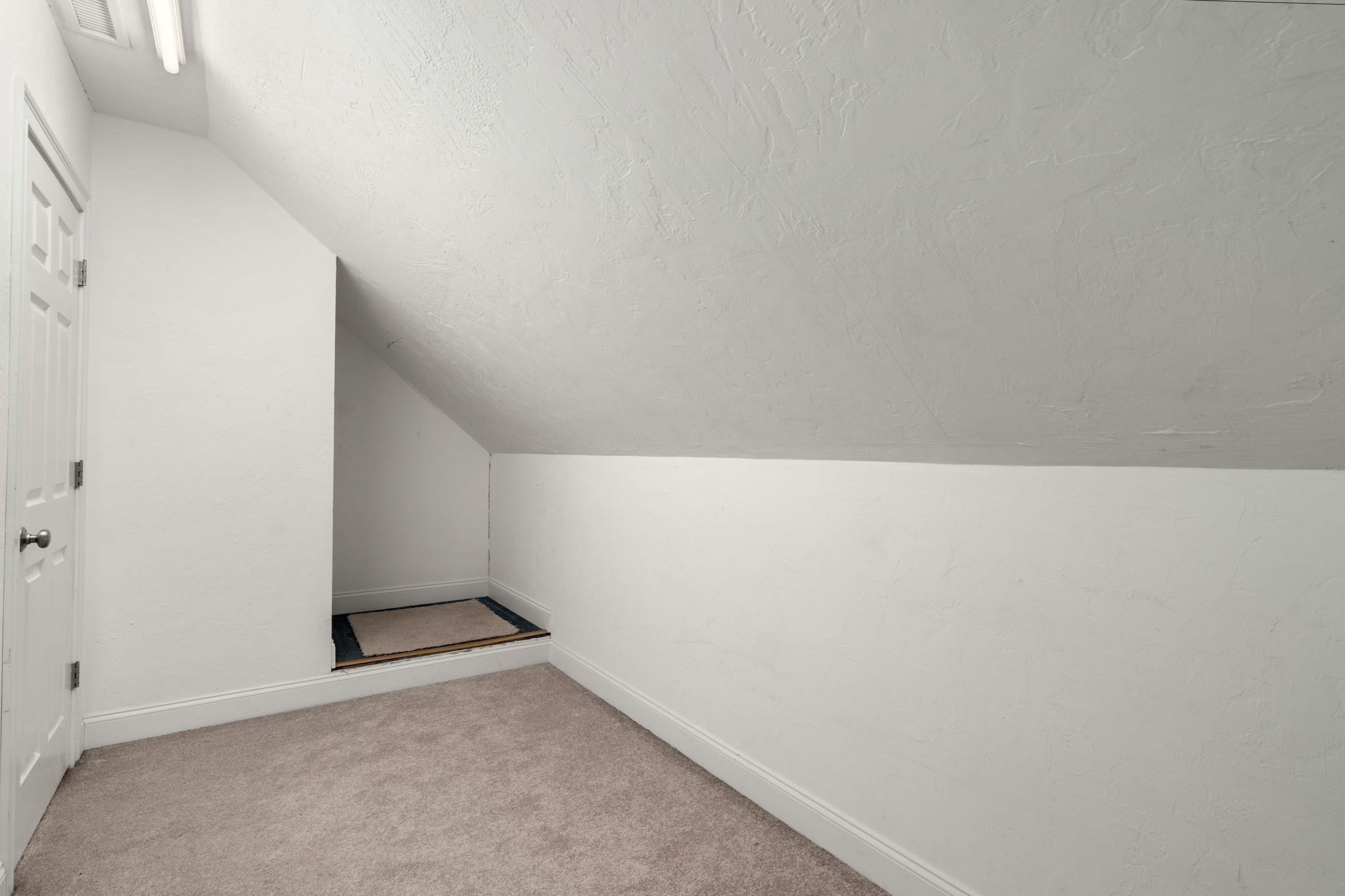 63 Uxbridge Rd Property Photo 32