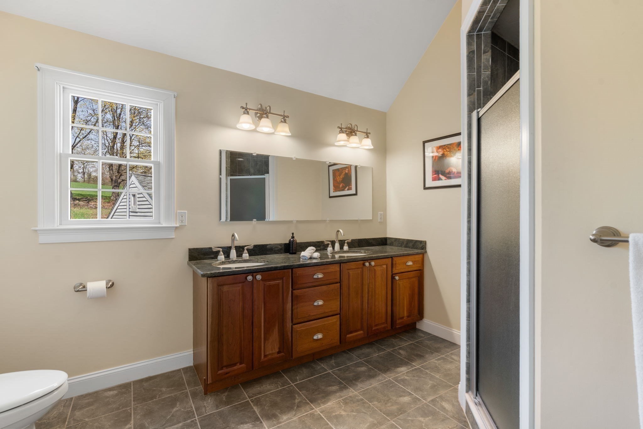 63 Uxbridge Rd Property Photo 36