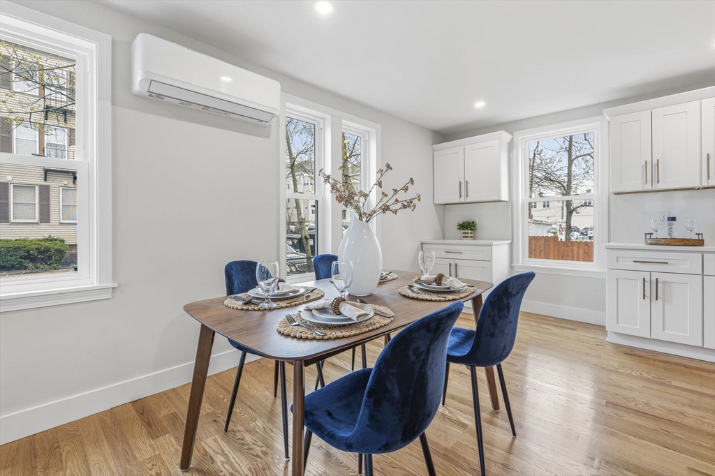 8 Hammatt St # 8 Property Photo 3