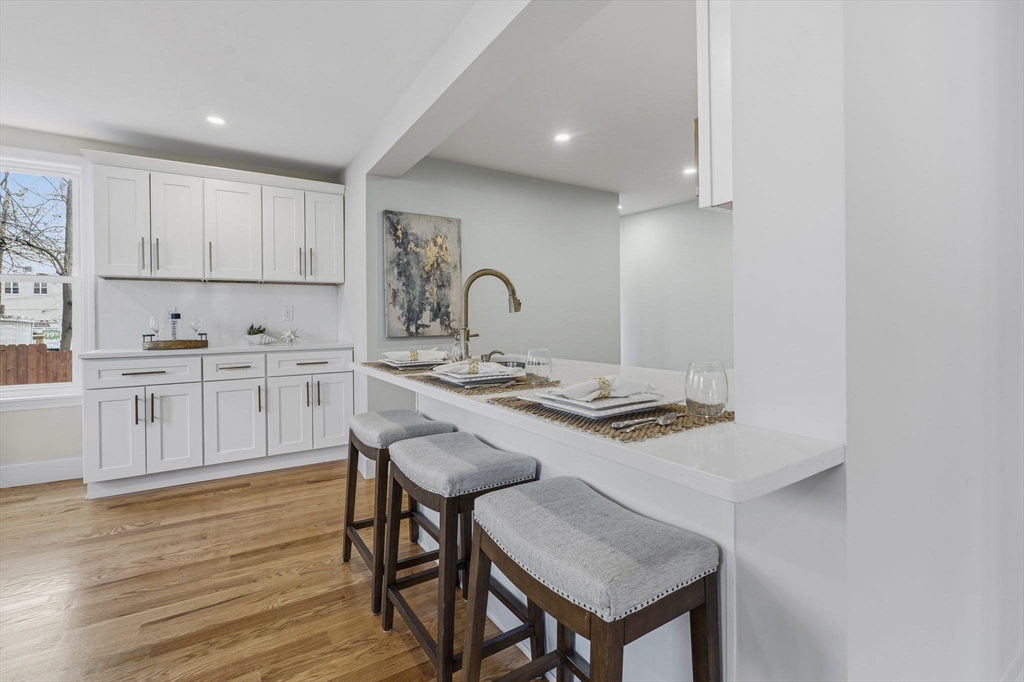 8 Hammatt St # 8 Property Photo 4