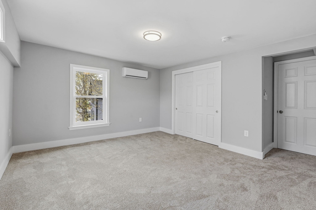 8 Hammatt St # 8 Property Photo 21