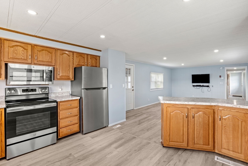 46 Louie Lane Property Photo 14