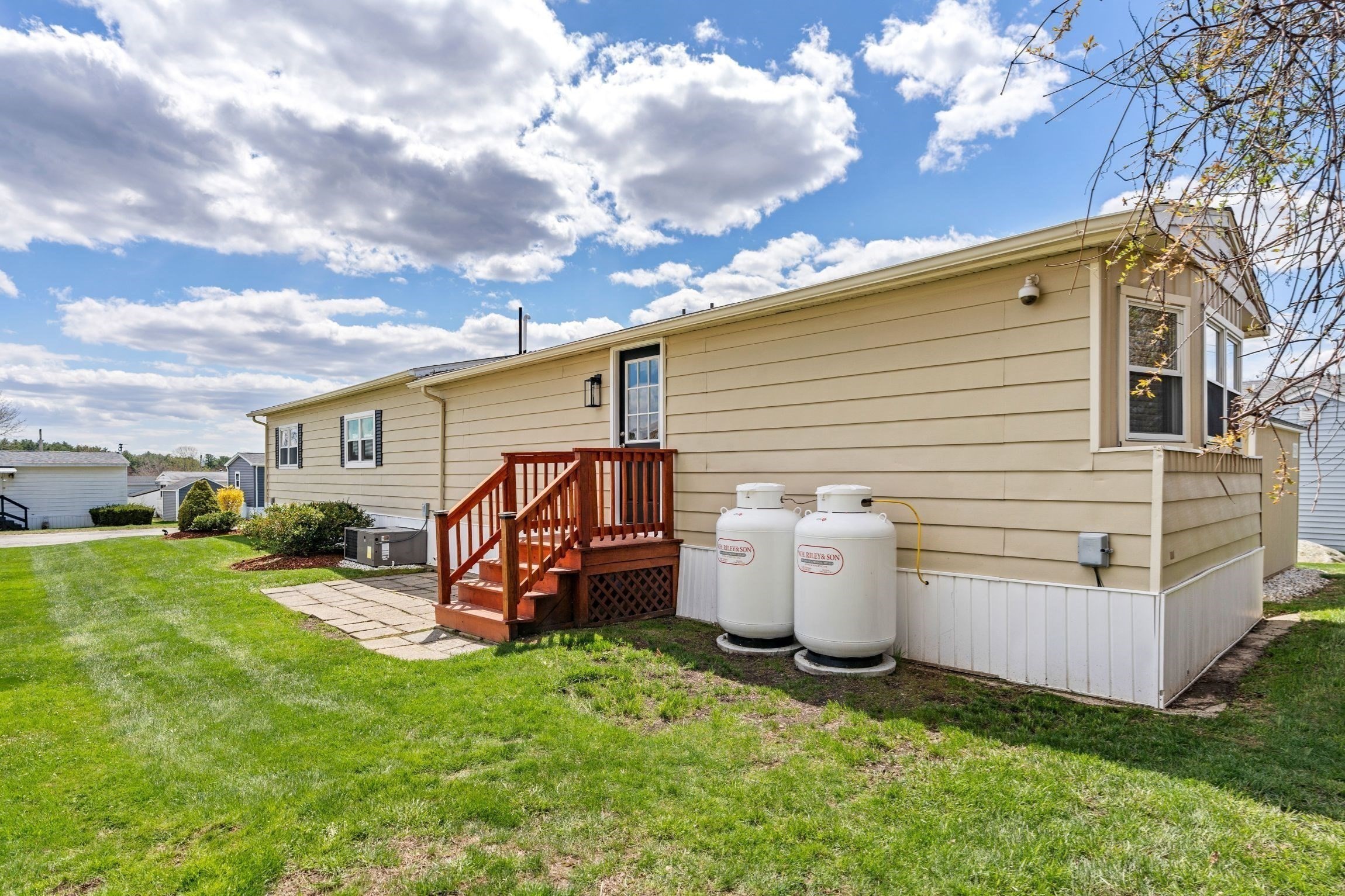 46 Louie Lane Property Photo 26