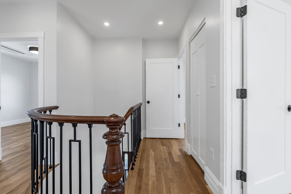 5 Cottage St Property Photo 20