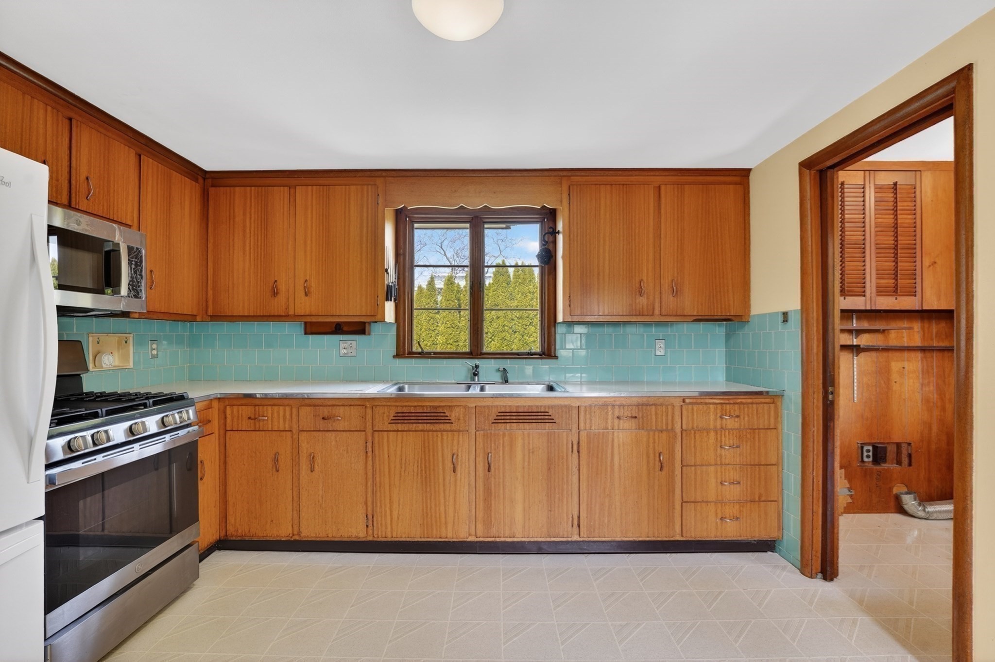 6 Desmond Dr Property Photo 13