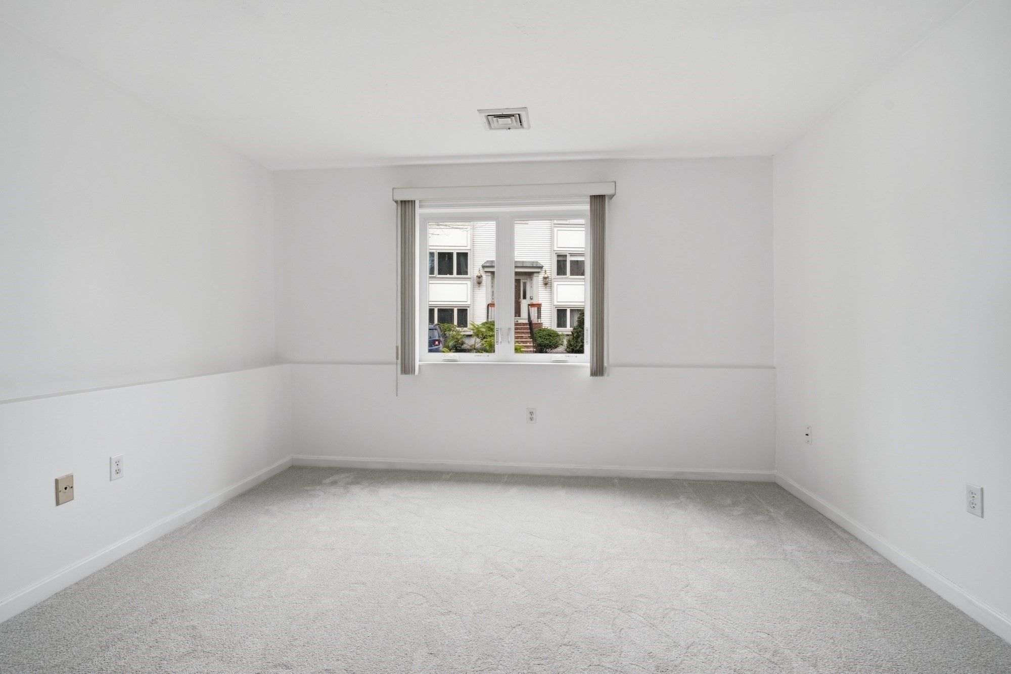 63 Maple St # F Property Photo 13