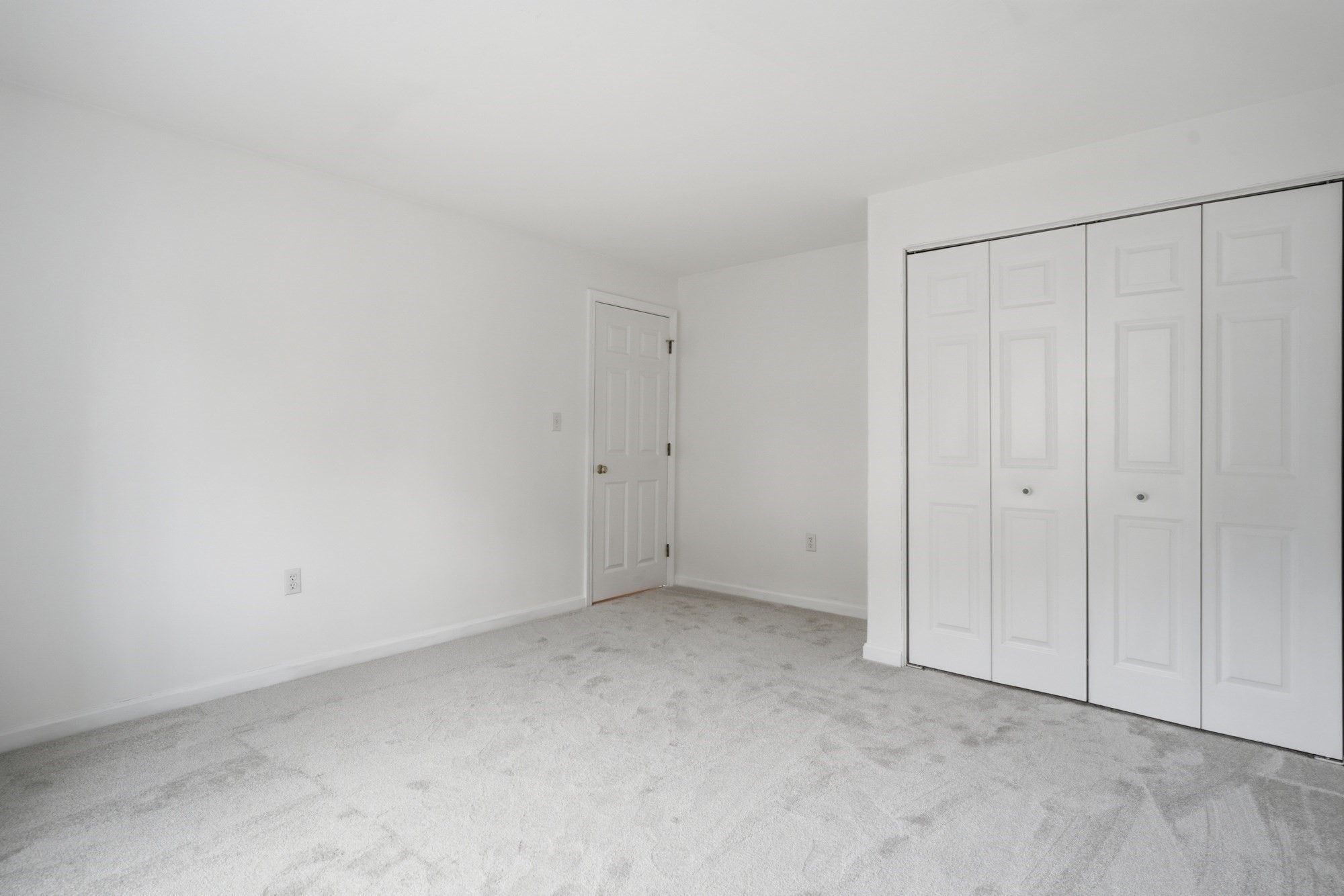 63 Maple St # F Property Photo 14