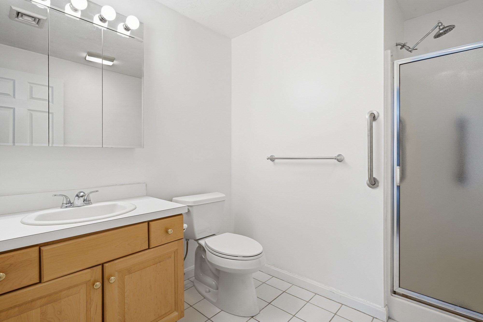 63 Maple St # F Property Photo 15