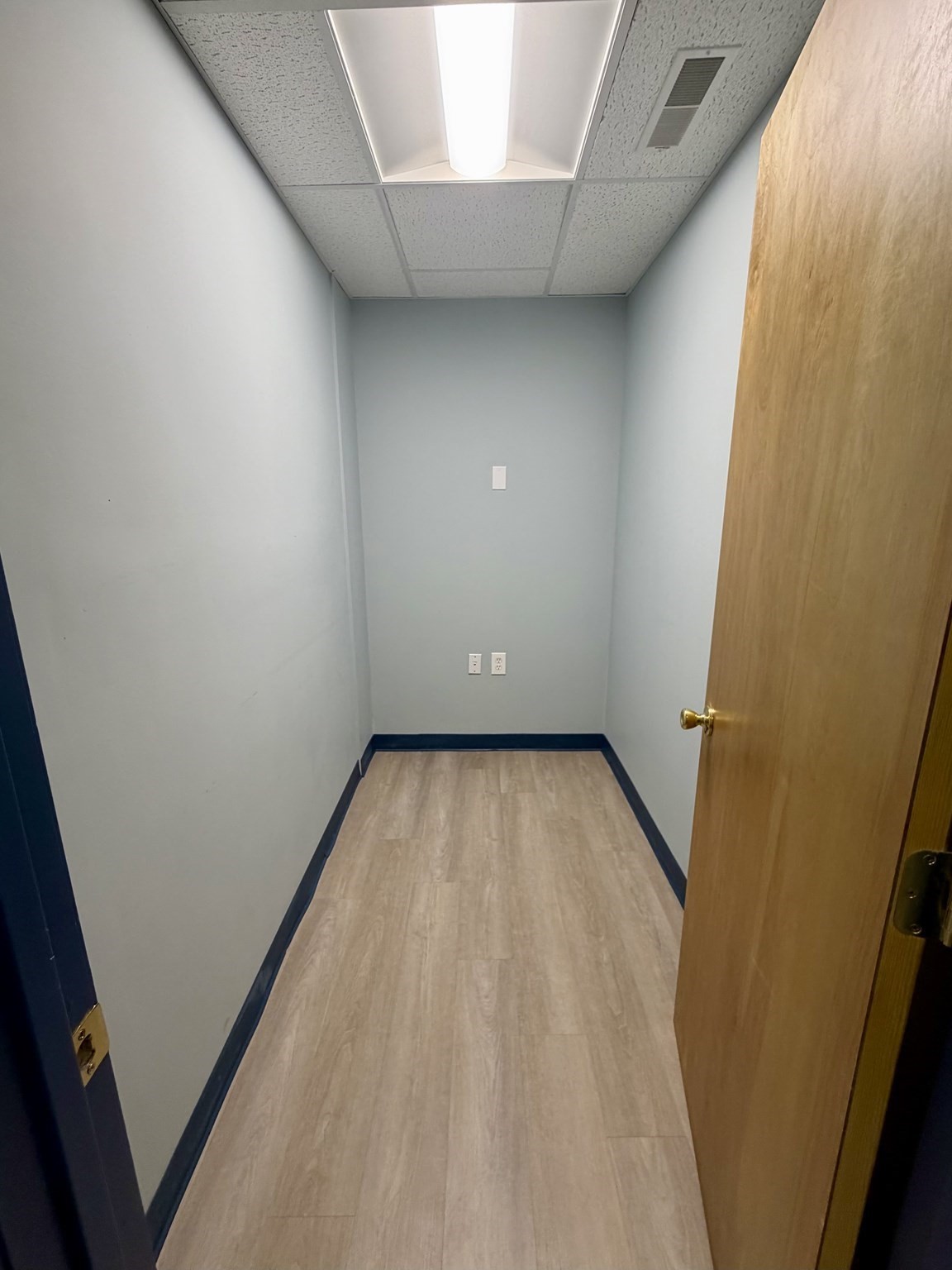 41 Main St # B1 Property Photo 11