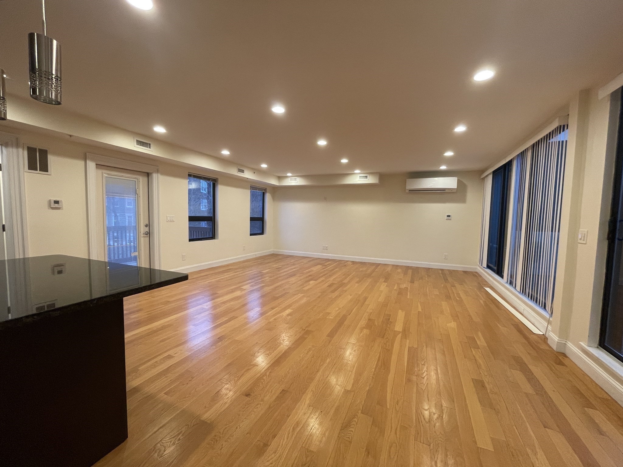 1616 Beacon St # 3 Property Photo 1