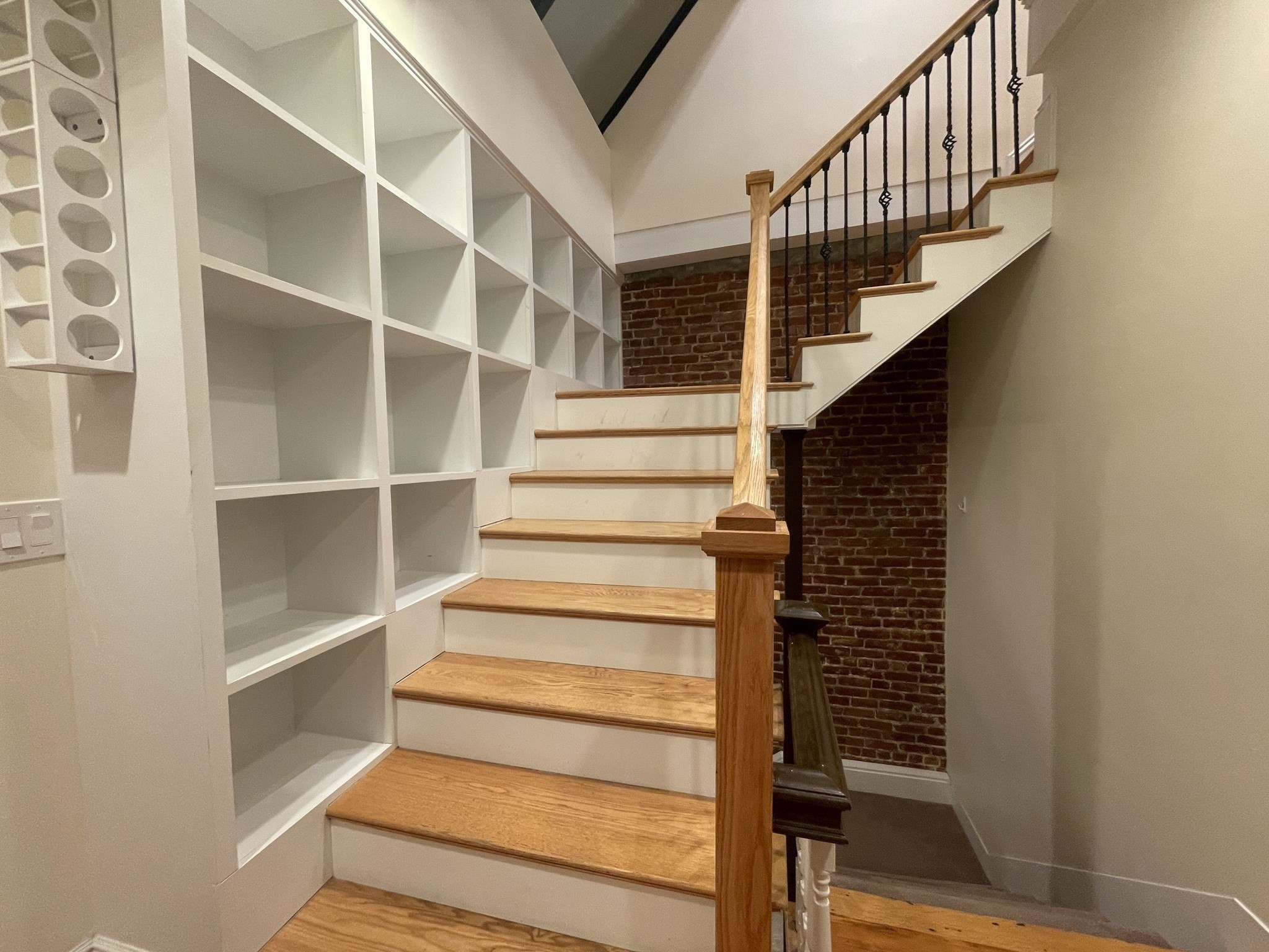 1616 Beacon St # 3 Property Photo 16