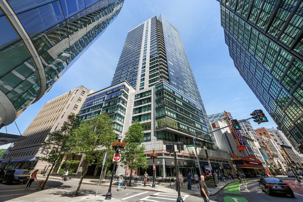 1 Avery St # 11C Property Photo 1