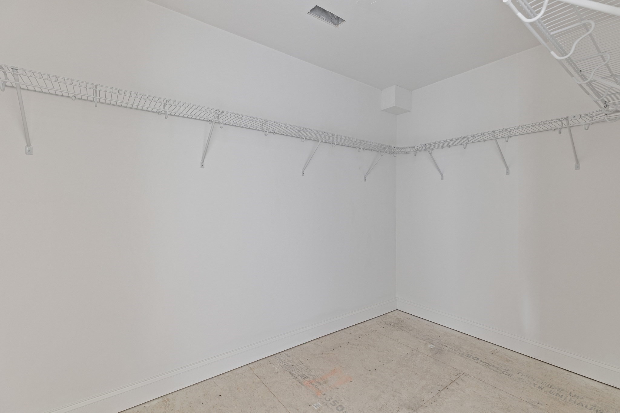 6 Abby Road Property Photo 34
