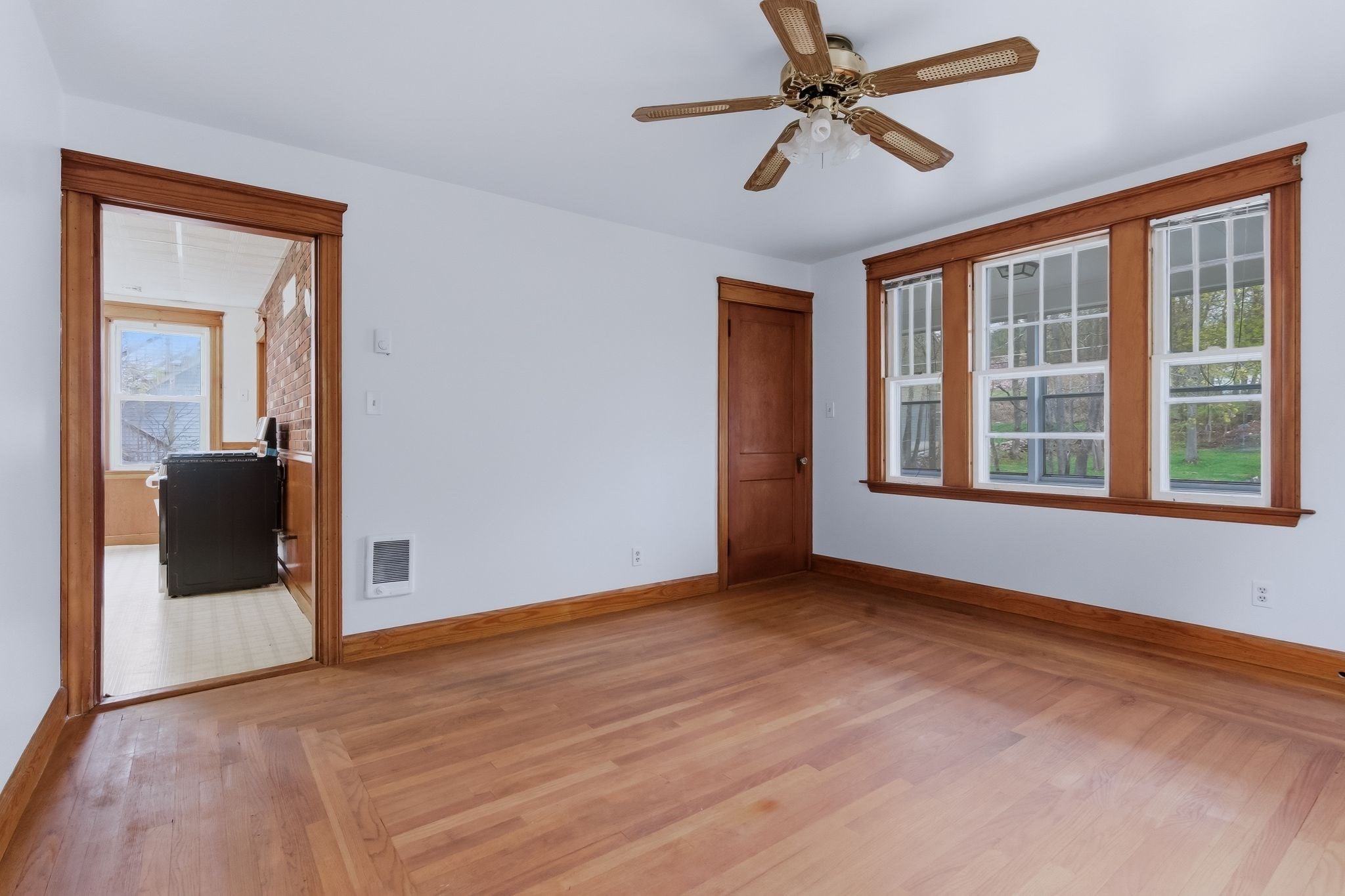 7 Third Avenue Property Photo 22