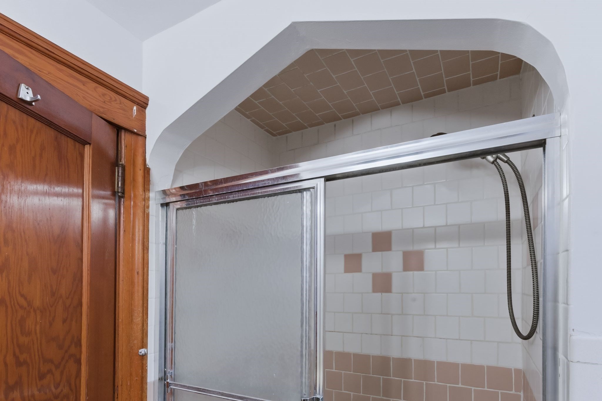 7 Third Avenue Property Photo 30
