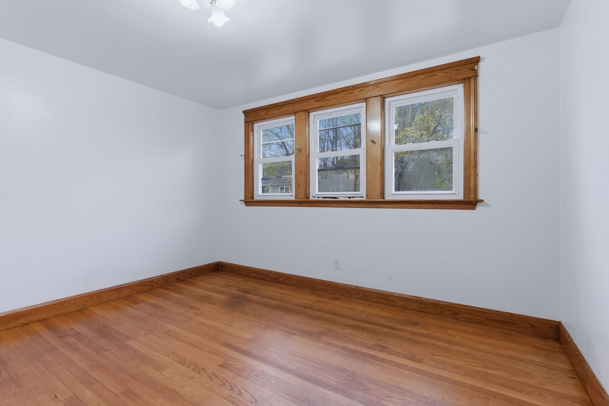 7 Third Avenue Property Photo 34