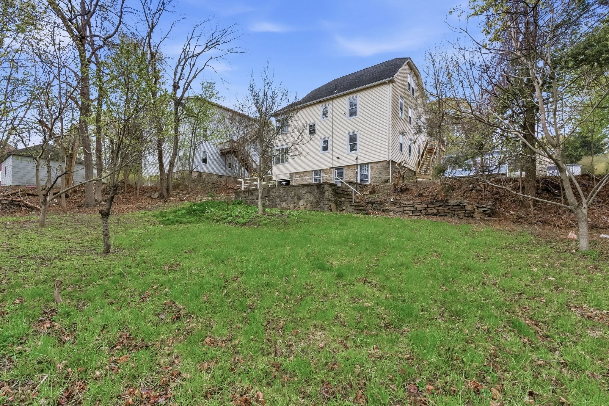7 Third Avenue Property Photo 36