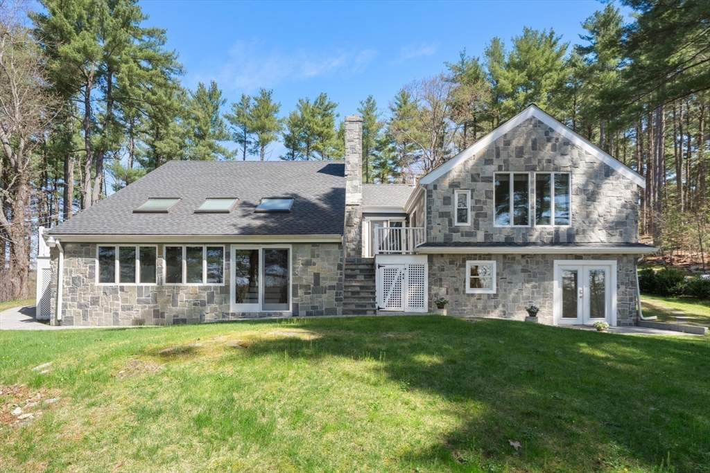 40 Hobbs Brook Road Property Photo 1
