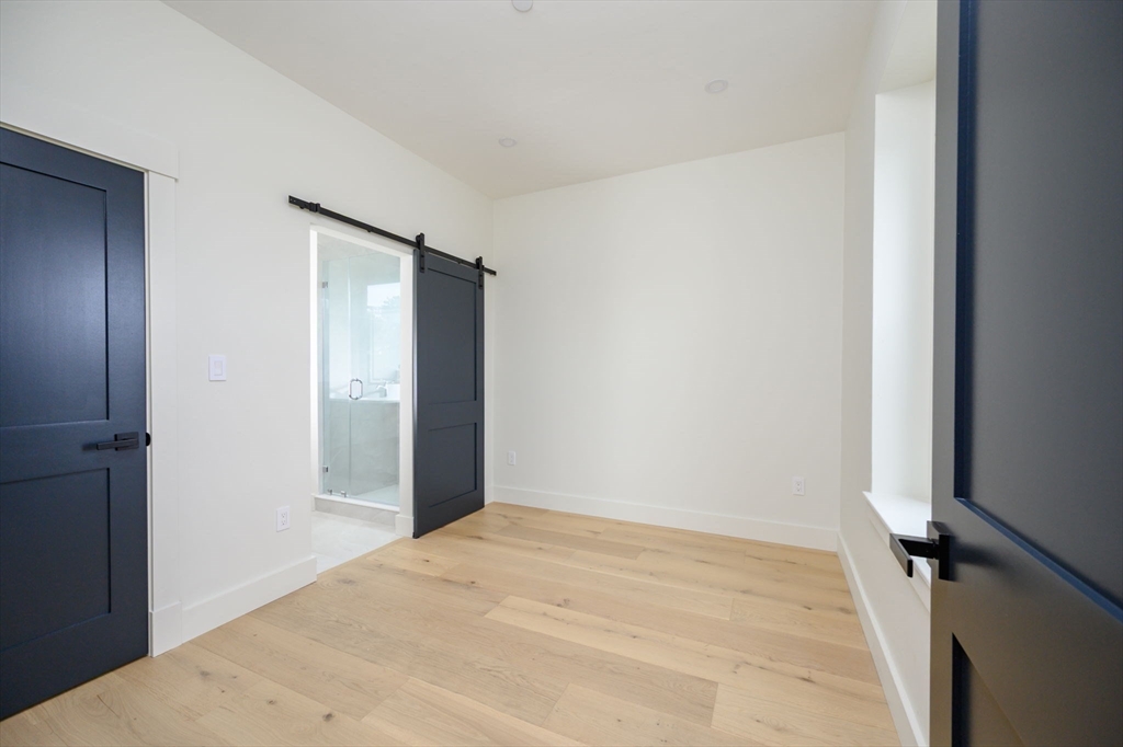 21 Tanglewood Road # 3 Property Photo 16
