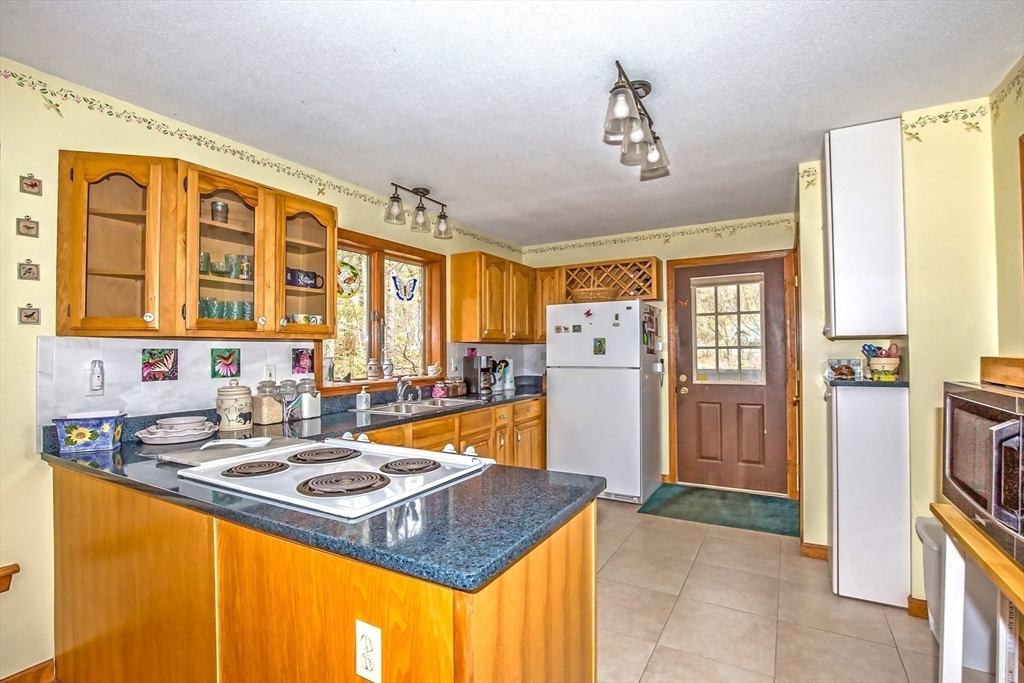 32 Woodchuck Hollow Property Photo 12