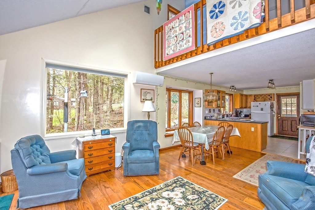 32 Woodchuck Hollow Property Photo 18