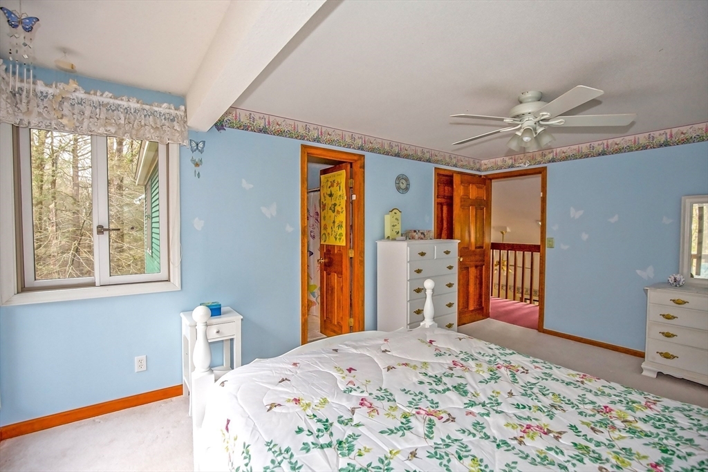 32 Woodchuck Hollow Property Photo 30