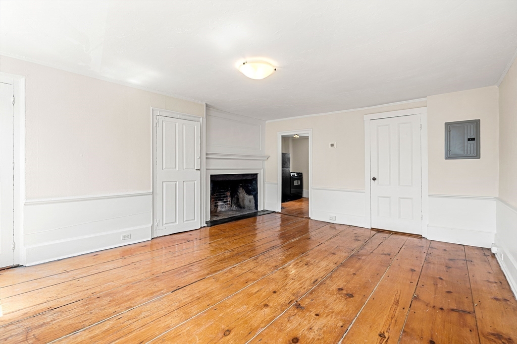 31 Mugford St. Property Photo 7